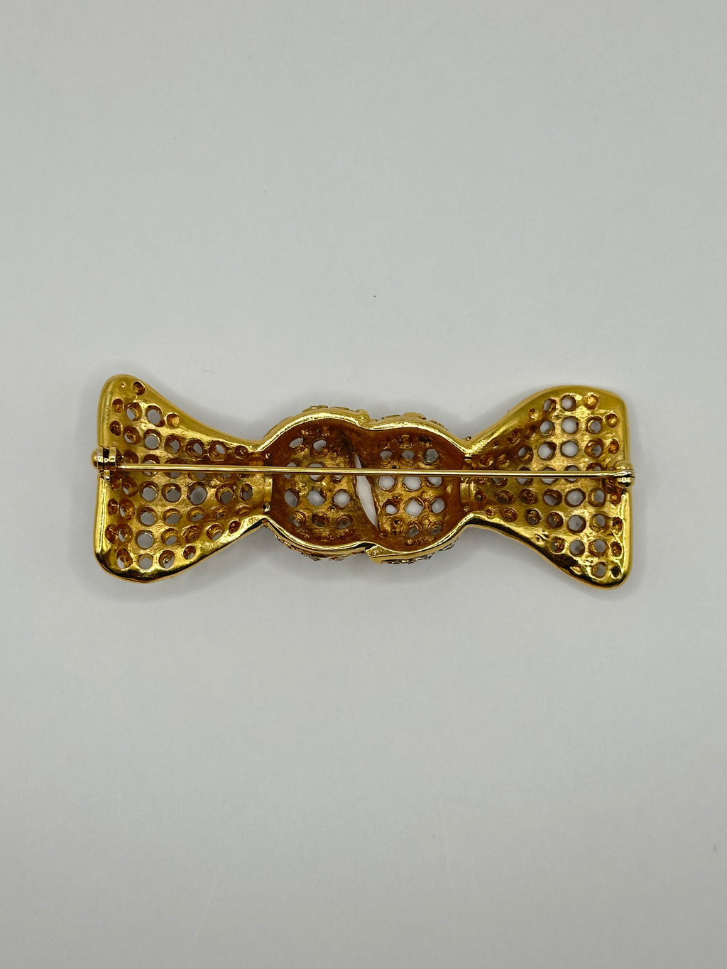 SPILLA VINTAGE “FIOCCO DI CRISTALLO” DORATA CON PAVÉ DI STRASS – ELEGANZA CLASSICA