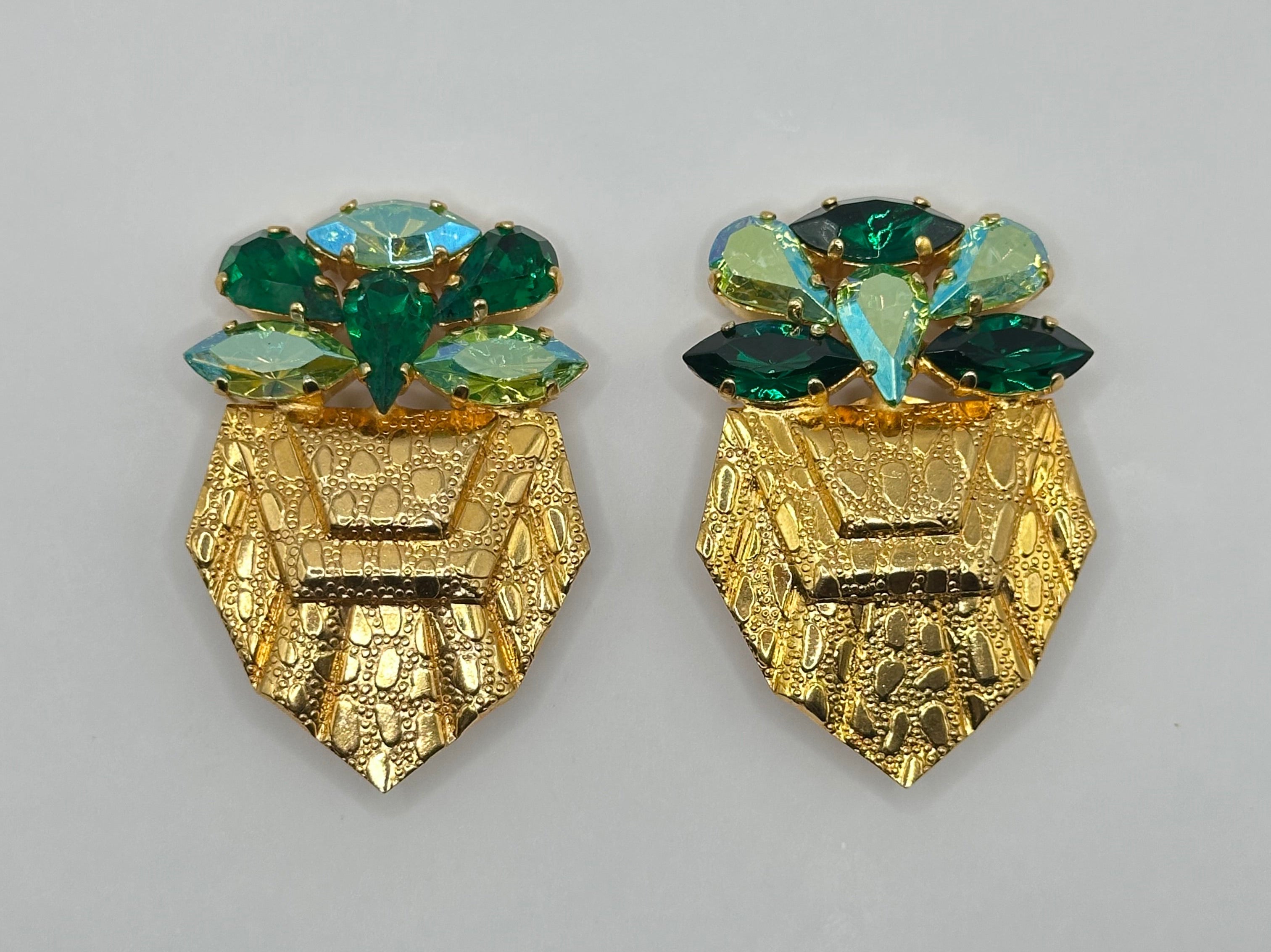 ORECCHINI VINTAGE CLIP DORATI CON CRISTALLI– TRE VARIANTI DI COLORE