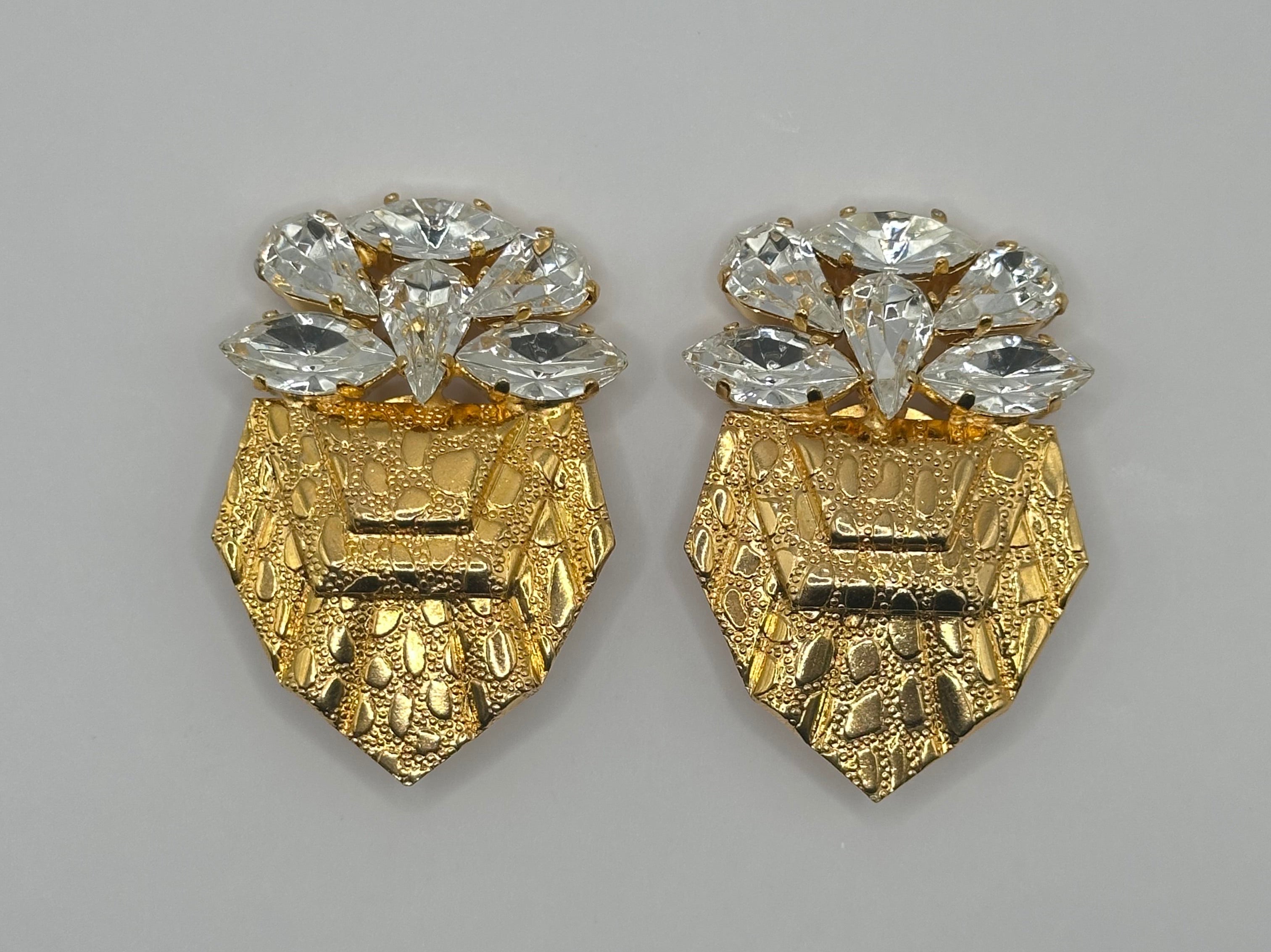 ORECCHINI VINTAGE CLIP DORATI CON CRISTALLI– TRE VARIANTI DI COLORE