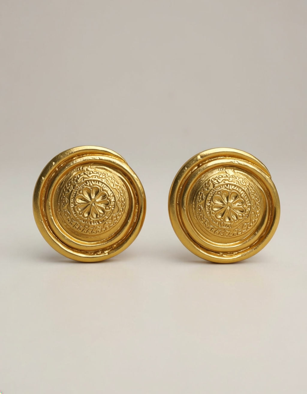ORECCHINI VINTAGE YVES SAINT LAURENT DORATI - DESIGN MEDAGLIONE ANNI ’80