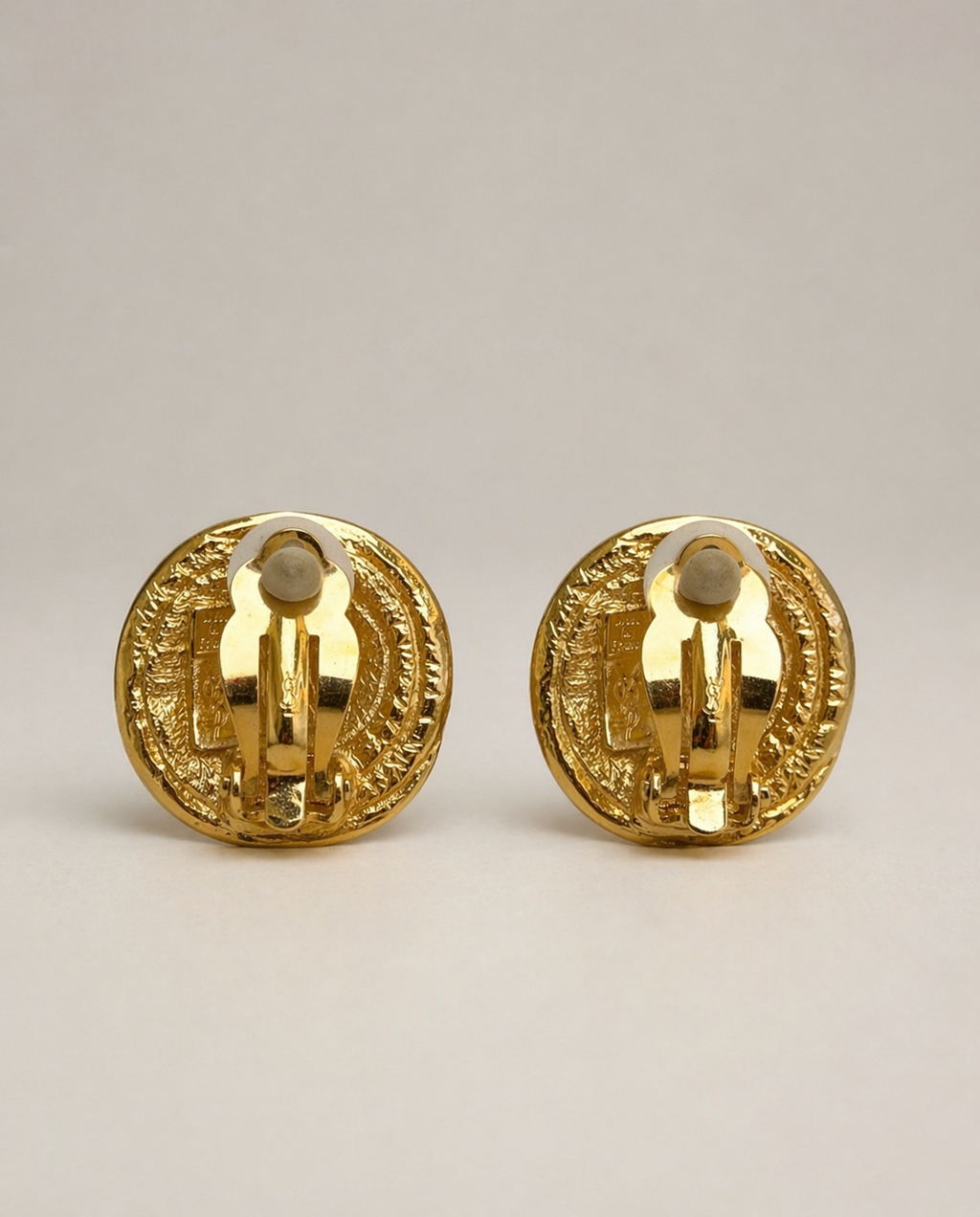 ORECCHINI VINTAGE YVES SAINT LAURENT DORATI - DESIGN MEDAGLIONE ANNI ’80