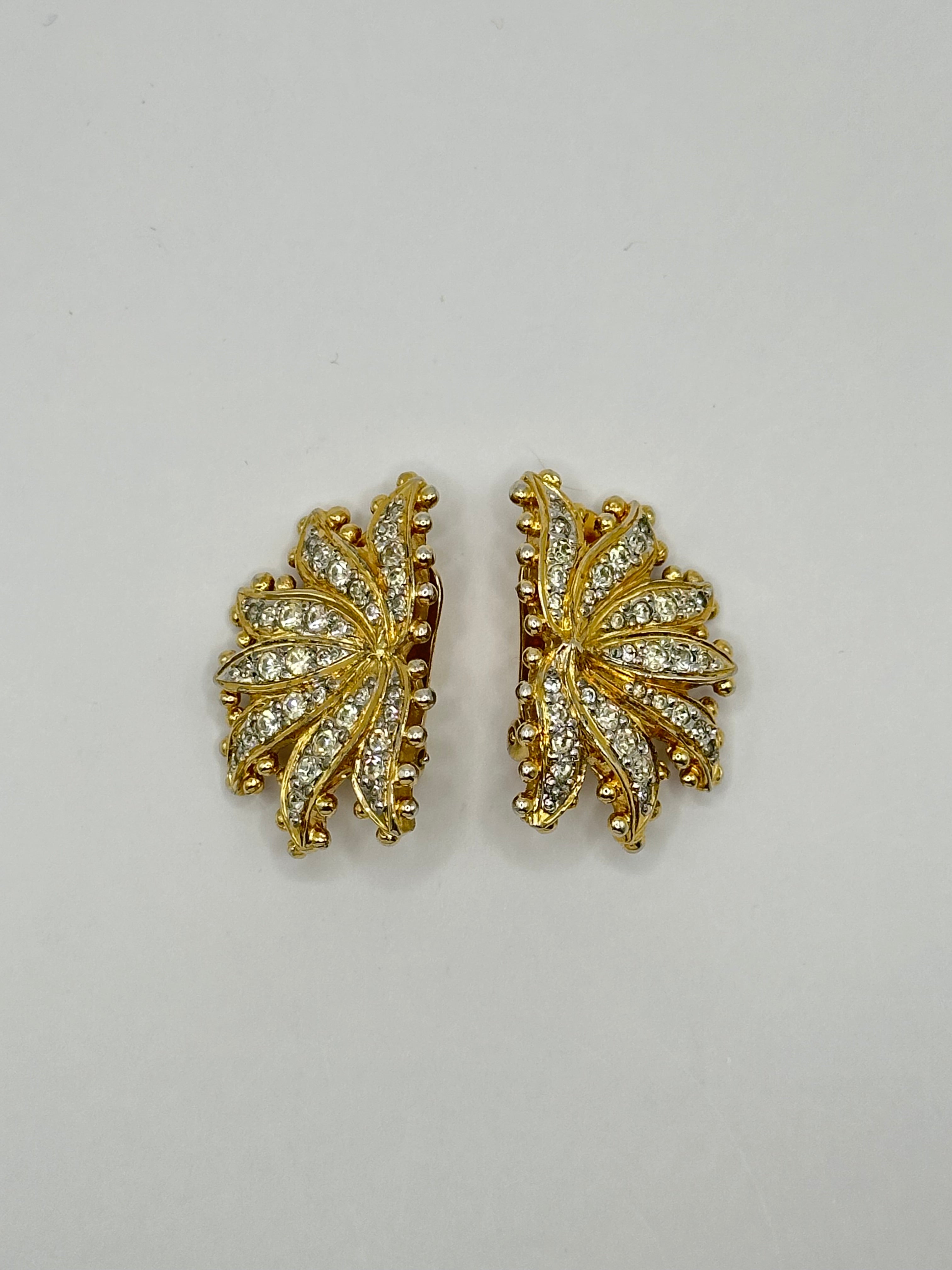 ORECCHINI VALENTINO GARAVANI A VENTAGLIO CON STRASS – ANNI ’80