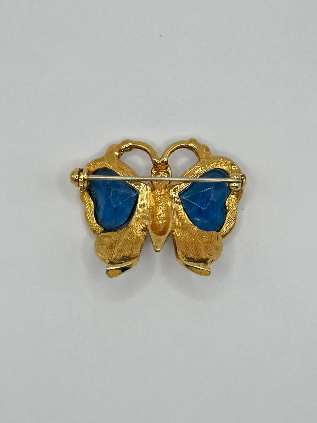 SPILLA VINTAGE “FARFALLA ZAFFIRO” CON CRISTALLI BLU E STRASS -ANNI 80