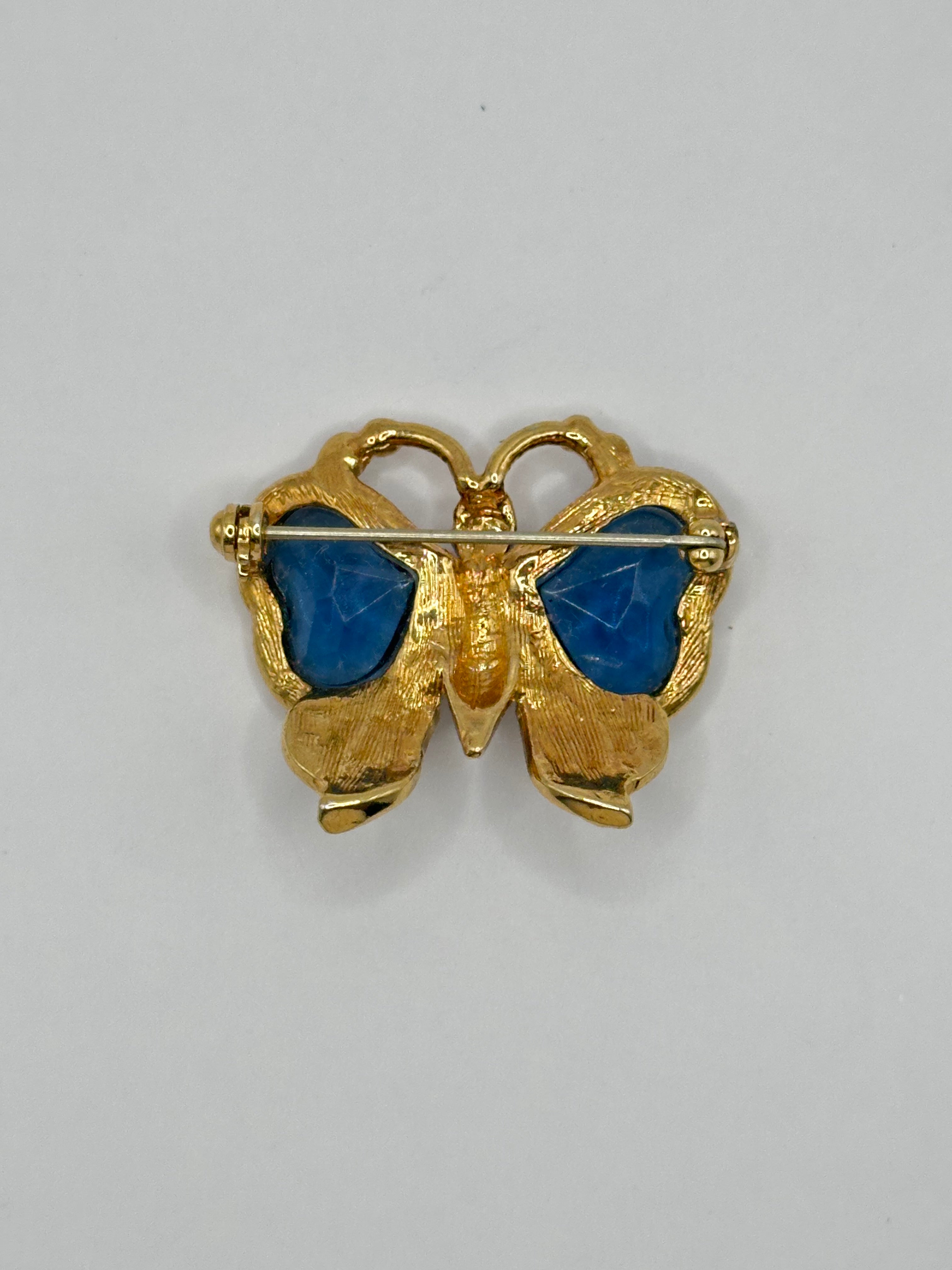 SPILLA VINTAGE “FARFALLA ZAFFIRO” CON CRISTALLI BLU E STRASS -ANNI 80